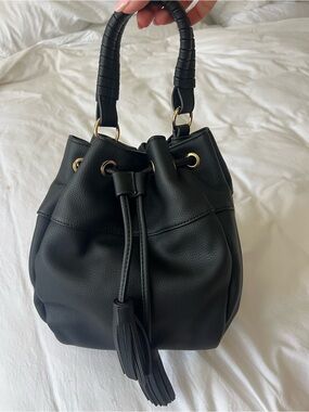 Black Leather Drawstring Bucket Bag - lulus
